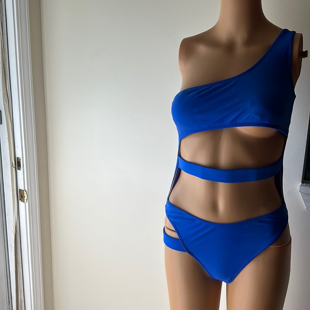 One Piece Cutout Swimsuit
